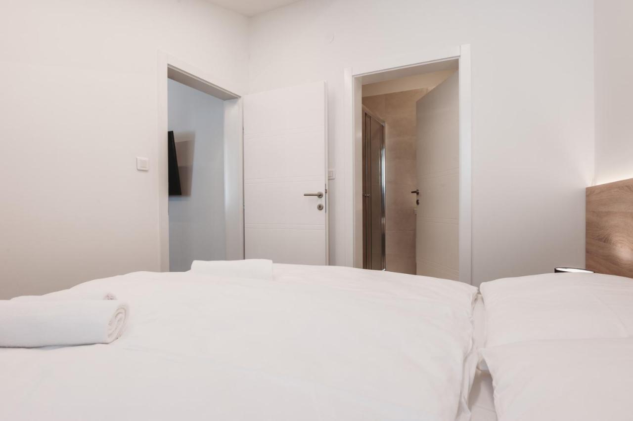 Bells Osijek Hotell Eksteriør bilde
